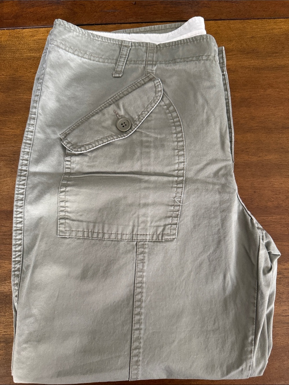 GAP Olive Green Cropped Cargo Pants